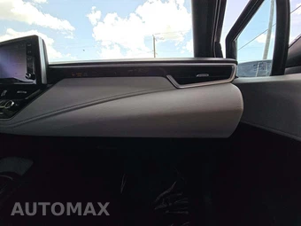 2020 Toyota Corolla SE Sedan – miniatura 19