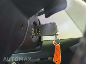 2020 Toyota Corolla SE Sedan – miniatura 8