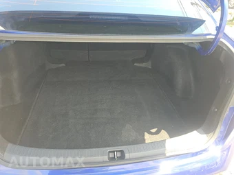 2020 Toyota Corolla SE Sedan - miniatura 16