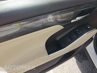 2020 Toyota Highlander Hybrid Platinum - miniatura 9