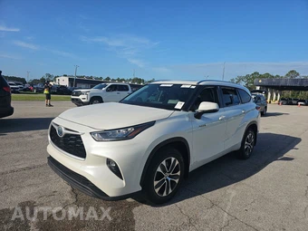 2020 Toyota Highlander Hybrid XLE