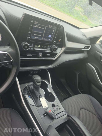 2020 Toyota Highlander L – miniatura 10
