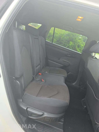 2020 Toyota Highlander L – miniatura 17