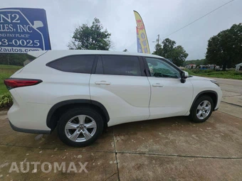 2020 Toyota Highlander L – miniatura 4