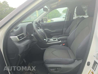 2020 Toyota Highlander L – miniatura 6