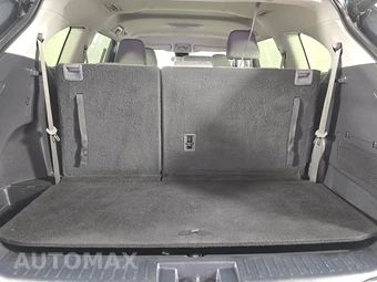 2020 Toyota Highlander LE – miniatura 18