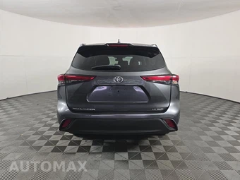 2020 Toyota Highlander LE – miniatura 5