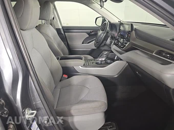 2020 Toyota Highlander LE – miniatura 8