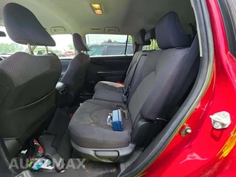 2020 Toyota Highlander LE – miniatura 13