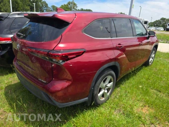 2020 Toyota Highlander LE – miniatura 3