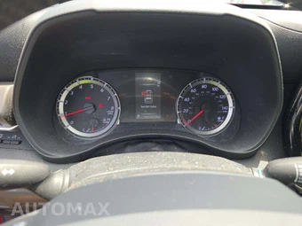 2020 Toyota Highlander LE – miniatura 9