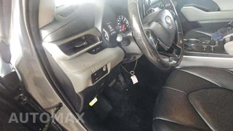 2020 Toyota Highlander LE - miniatura 31