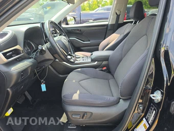 2020 Toyota Highlander LE – miniatura 7