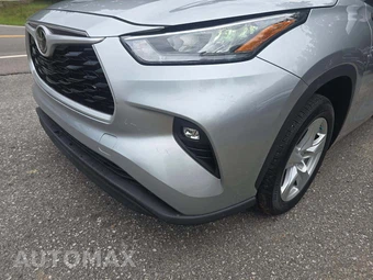 2020 Toyota Highlander LE – miniatura 22