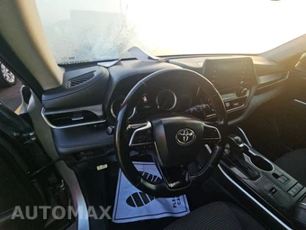 2020 Toyota Highlander LE - miniatura 11