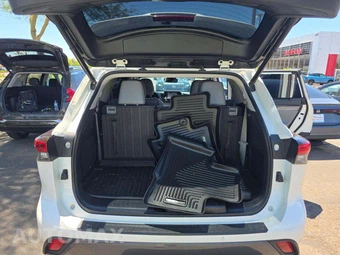2020 Toyota Highlander Limited – miniatura 15
