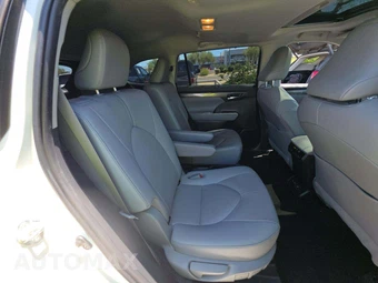 2020 Toyota Highlander Limited – miniatura 17