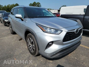 2020 Toyota Highlander XLE - miniatura 3