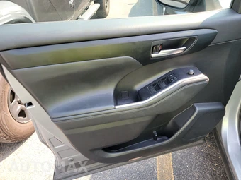 2020 Toyota Highlander XLE - miniatura 9