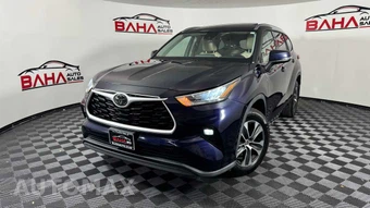 2020 Toyota Highlander XLE - miniatura 2