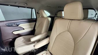 2020 Toyota Highlander XLE - miniatura 30