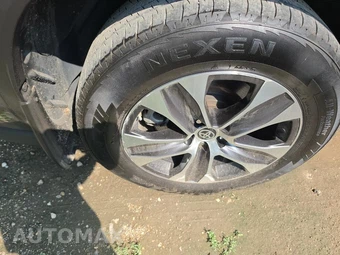 2020 Toyota Highlander XLE – miniatura 10