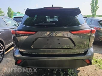 2020 Toyota Highlander XLE – miniatura 5