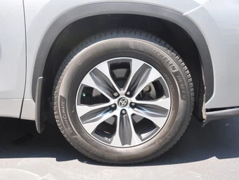 2020 Toyota Highlander XLE - miniatura 25