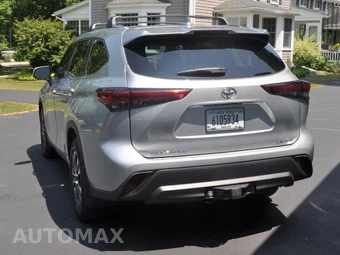 2020 Toyota Highlander XLE - miniatura 4