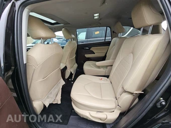 2020 Toyota Highlander XLE – miniatura 19