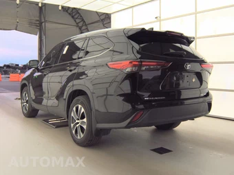 2020 Toyota Highlander XLE – miniatura 8