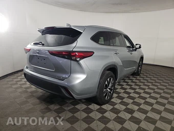 2020 Toyota Highlander XLE - miniatura 4