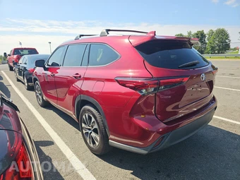 2020 Toyota Highlander XLE - miniatura 6