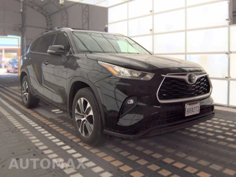 2020 Toyota Highlander XLE – miniatura 3