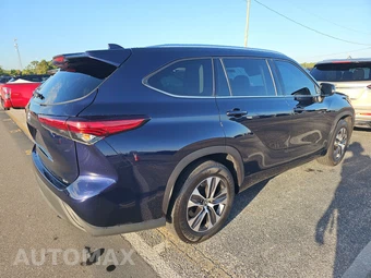 2020 Toyota Highlander XLE – miniatura 4