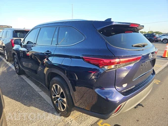 2020 Toyota Highlander XLE – miniatura 6
