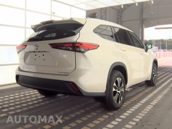 2020 Toyota Highlander XLE - miniatura 4