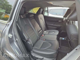 2020 Toyota Highlander XLE – miniatura 17