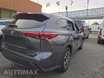2020 Toyota Highlander XLE – miniatura 3