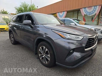 2020 Toyota Highlander XLE – miniatura 4