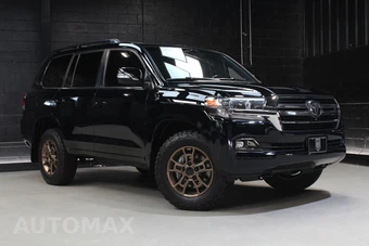 2020 Toyota Land Cruiser Heritage Edition