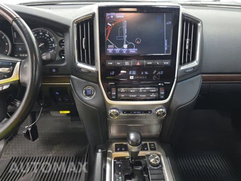 2020 Toyota Land Cruiser - miniatura 11