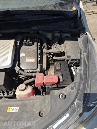 2020 Toyota Prius LE – miniatura 26