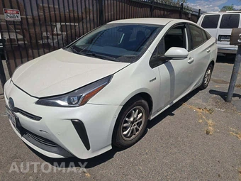 2020 Toyota Prius LE
