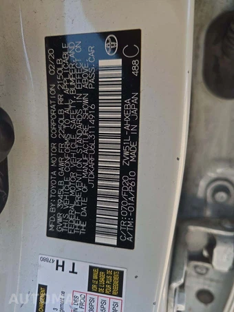 2020 Toyota Prius LE – miniatura 5