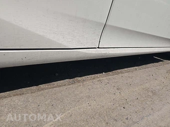 2020 Toyota Prius Prime LE – miniatura 25