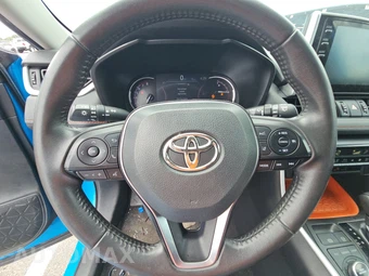 2020 Toyota RAV4 Adventure - miniatura 10