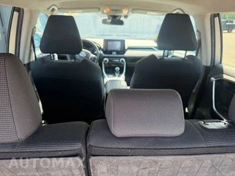 2020 Toyota RAV4 Hybrid LE - miniatura 10