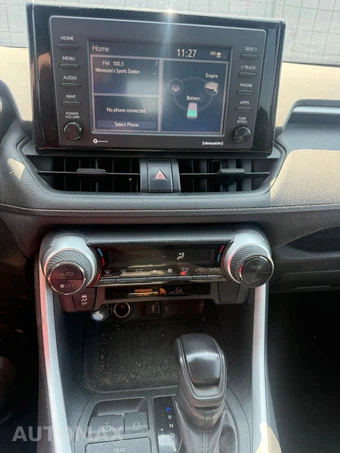 2020 Toyota RAV4 Hybrid LE - miniatura 28