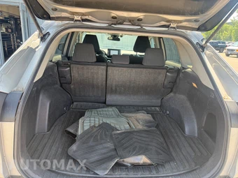 2020 Toyota RAV4 Hybrid LE - miniatura 9